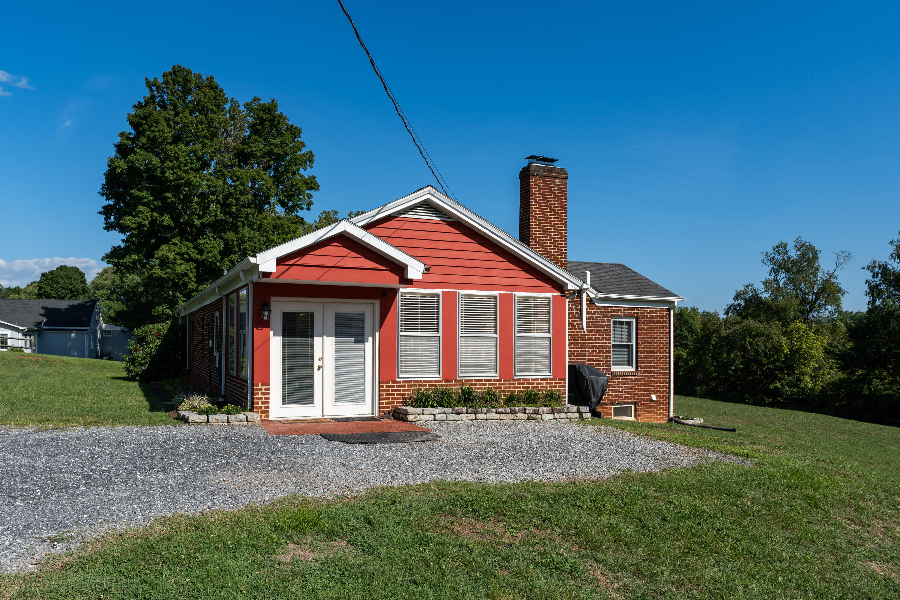 37 MERLIN Ln