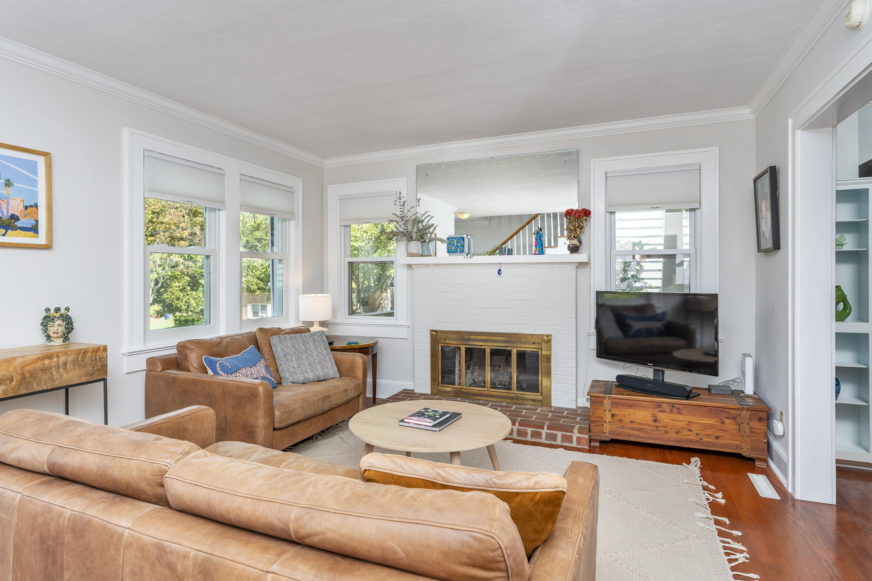 23 WESTSIDE Ct