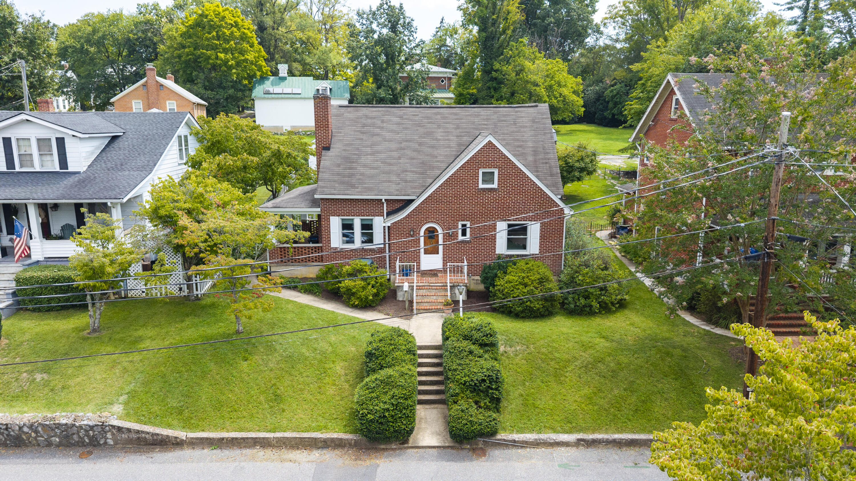 23 WESTSIDE Ct
