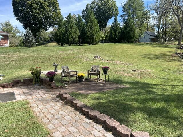 13 COUNTRY CLUB Rd