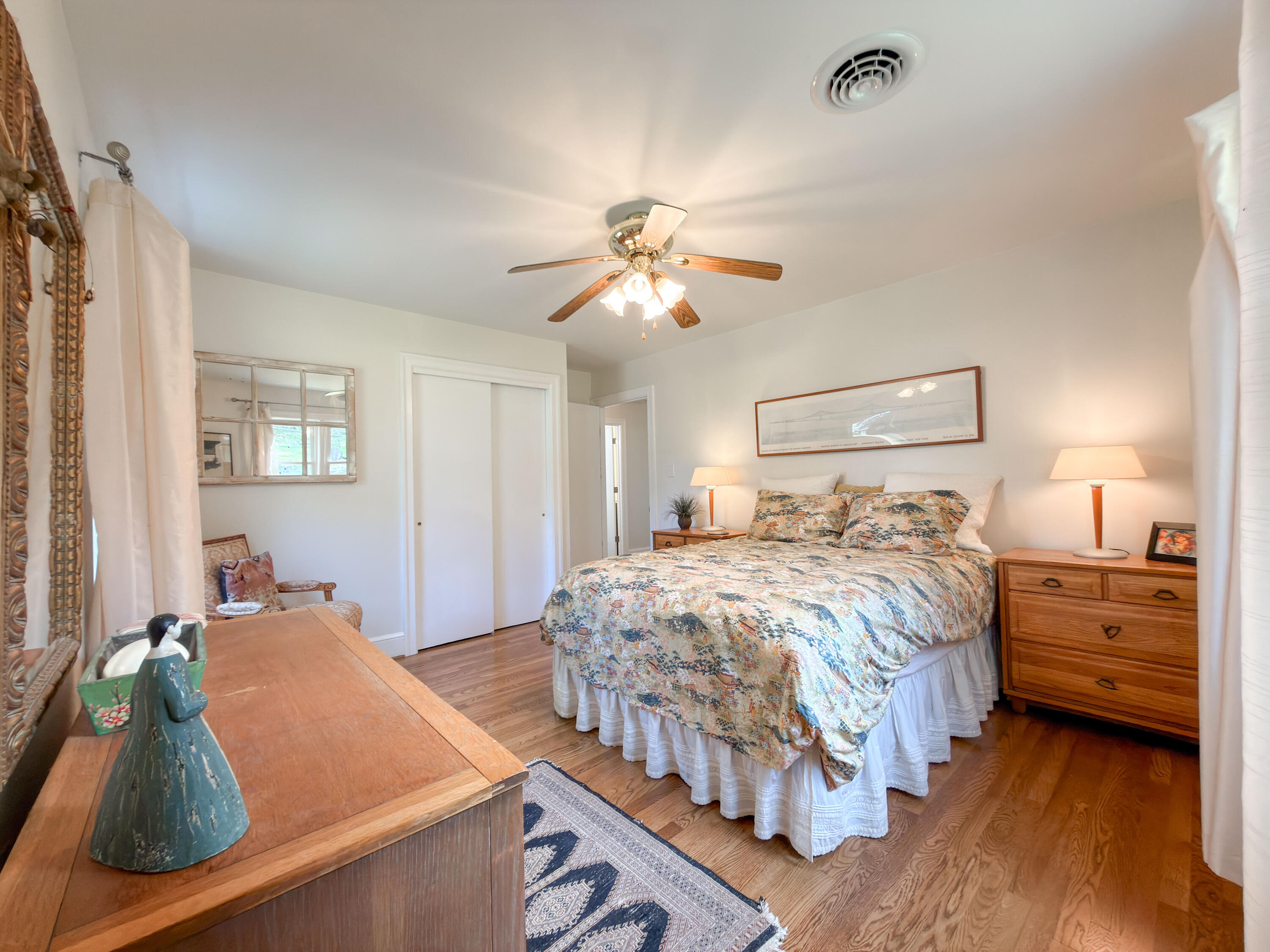 13 COUNTRY CLUB Rd