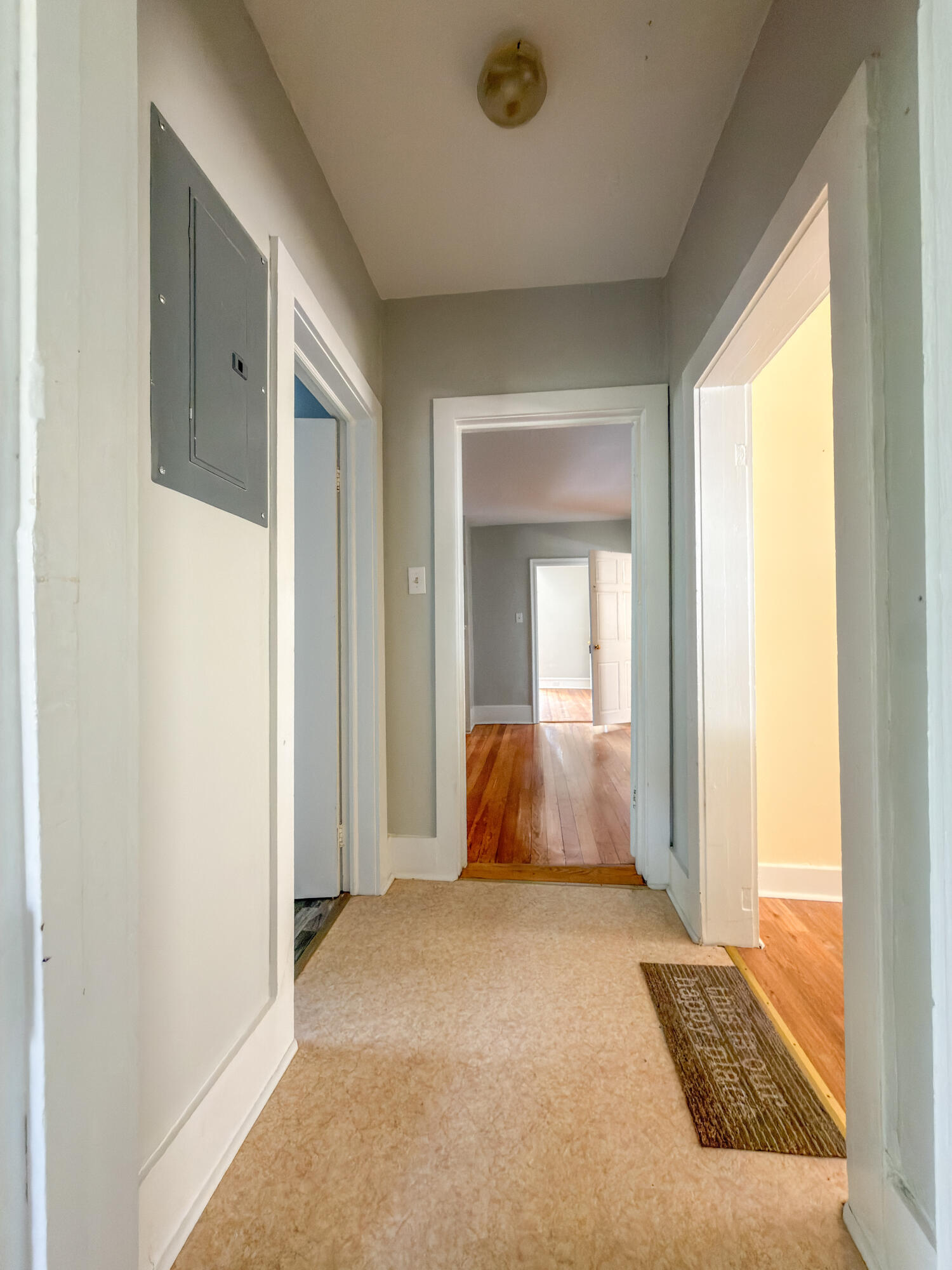 315 S MAIN St
