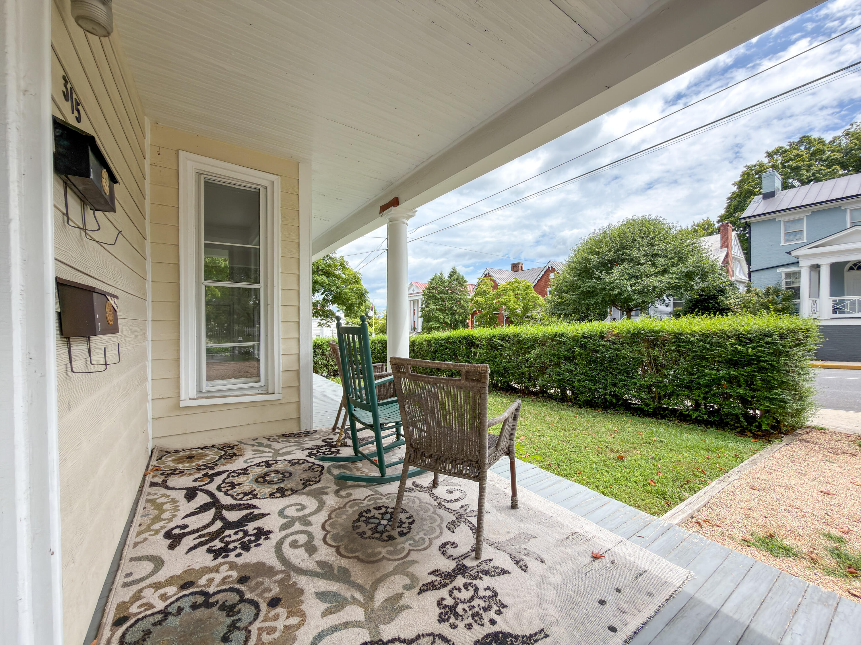 315 S MAIN St