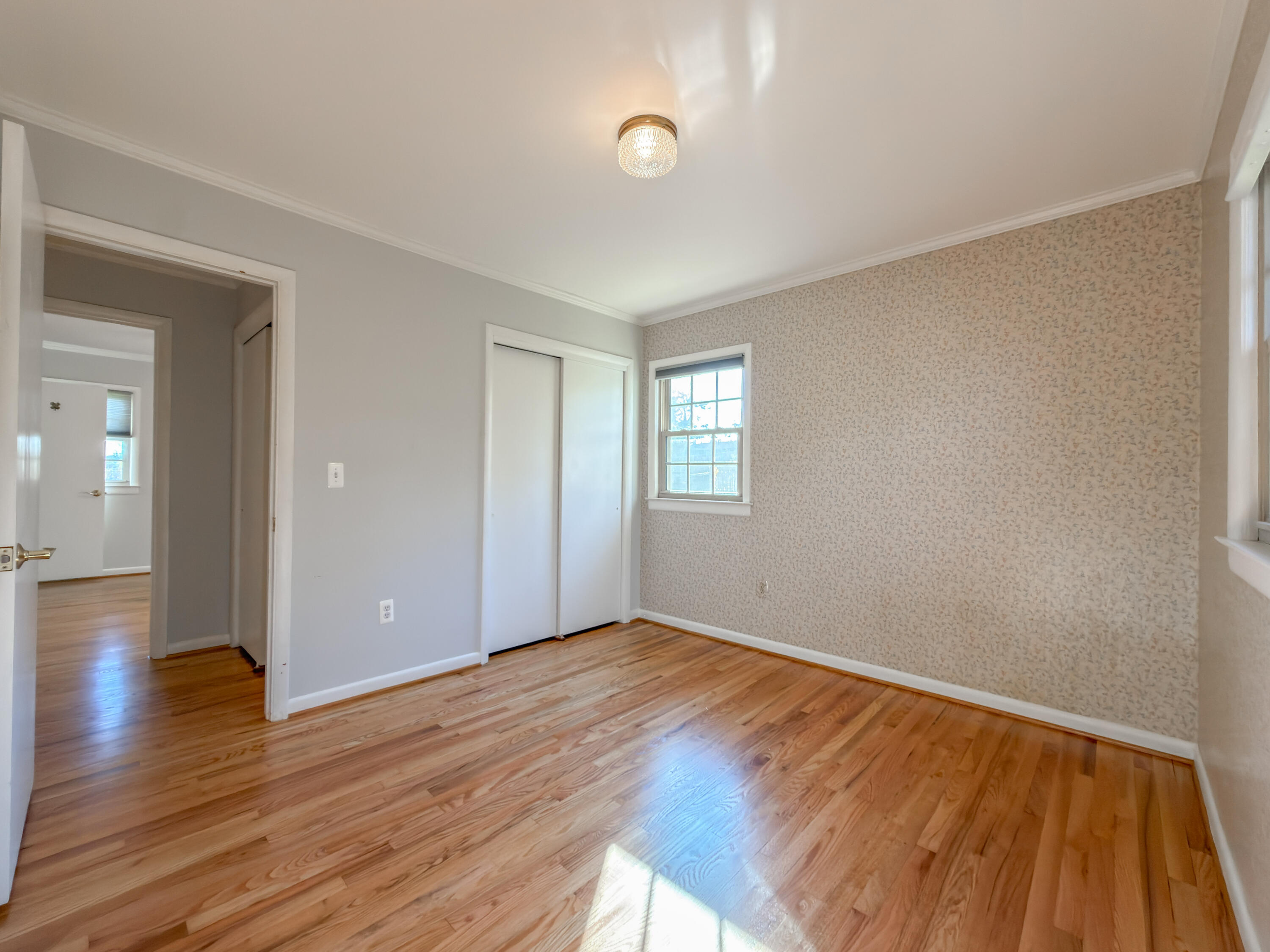 408 ENFIELD Rd