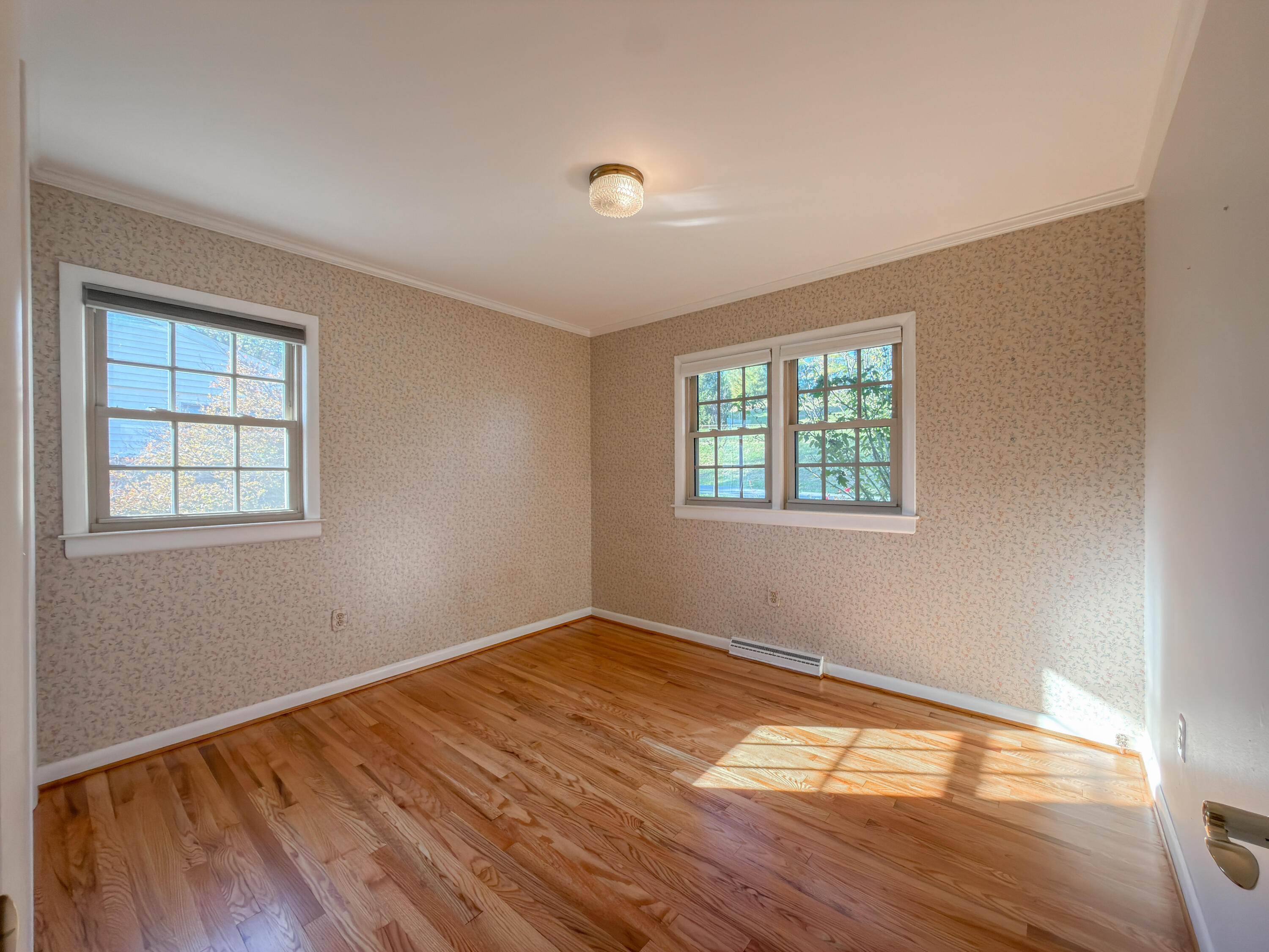 408 ENFIELD Rd
