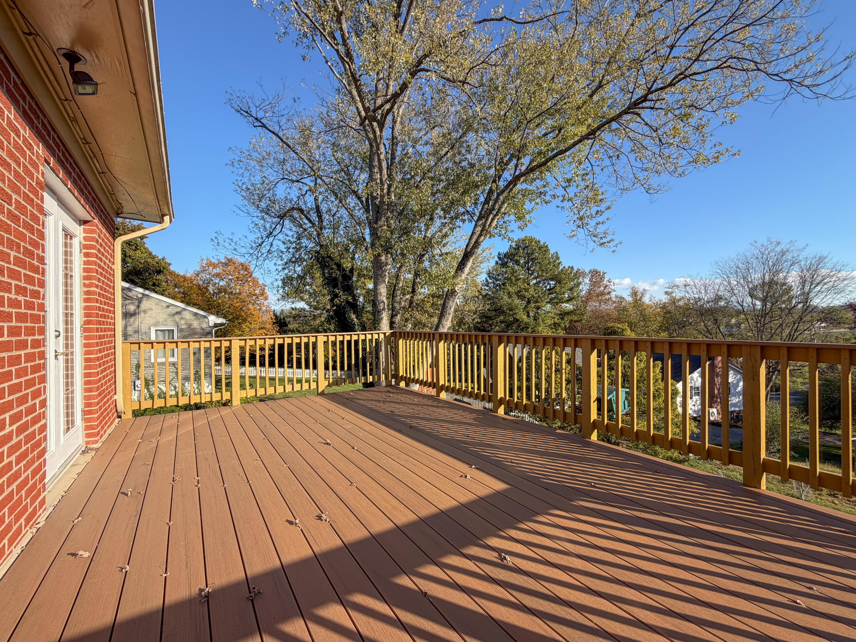 408 ENFIELD Rd