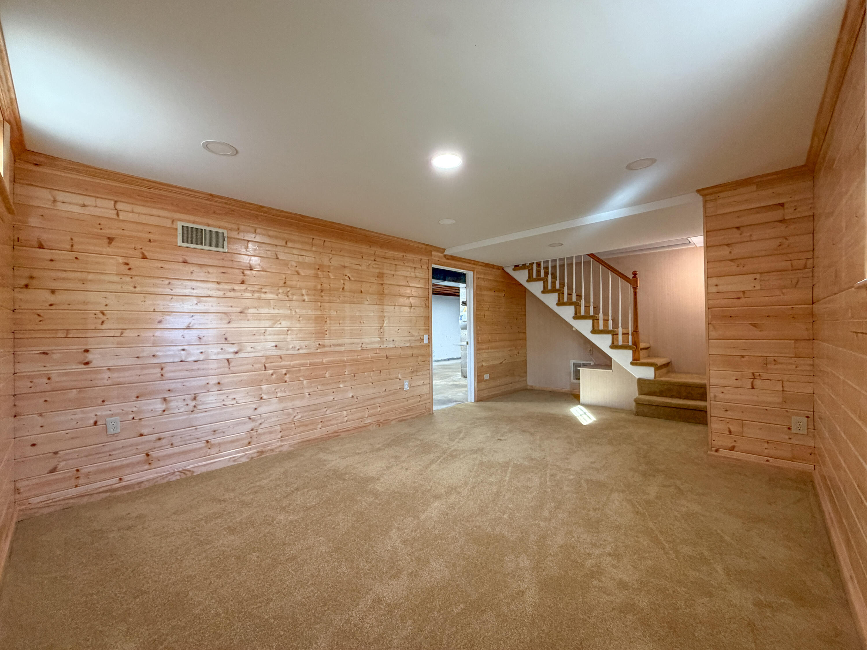 408 ENFIELD Rd