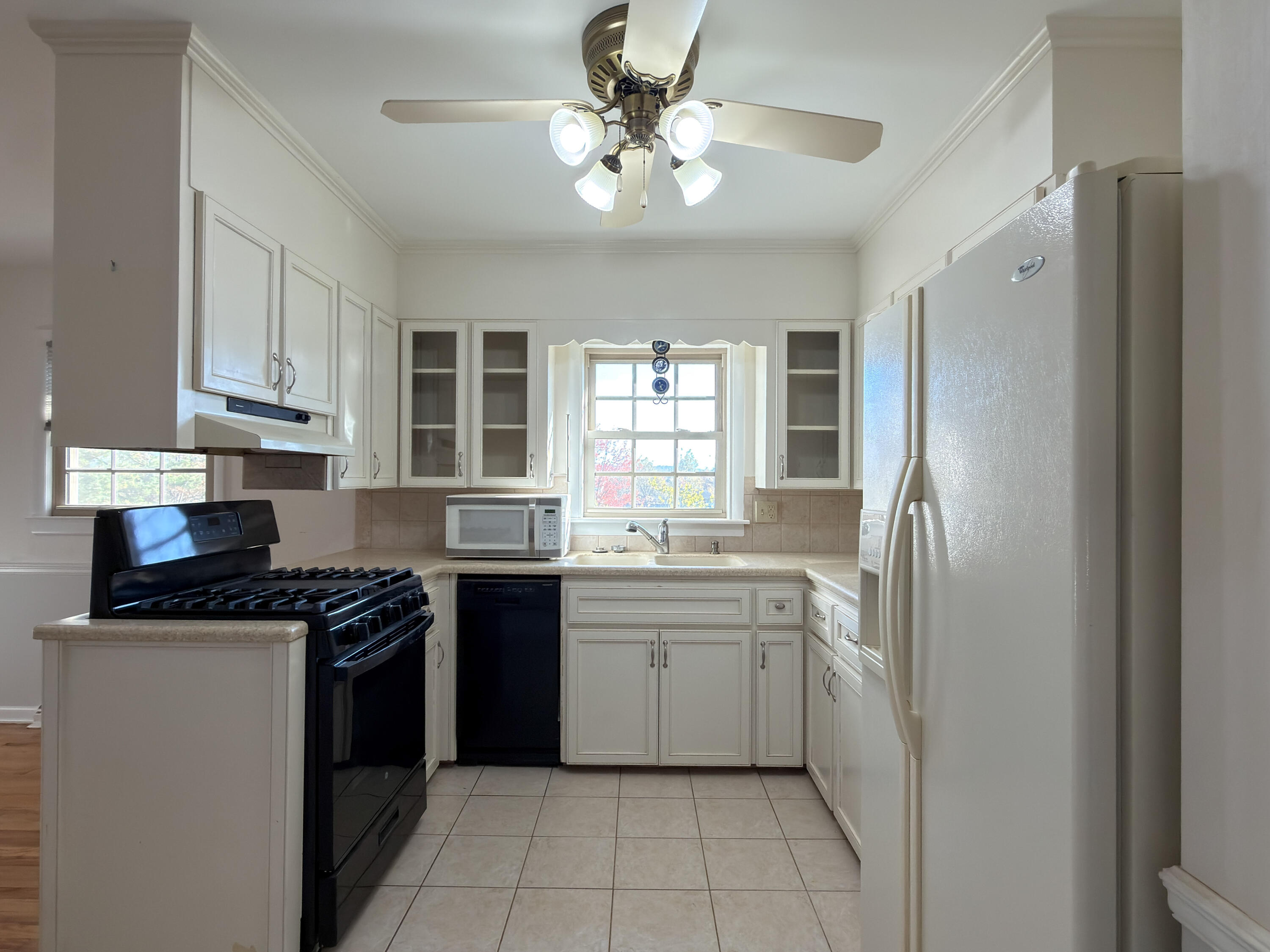408 ENFIELD Rd