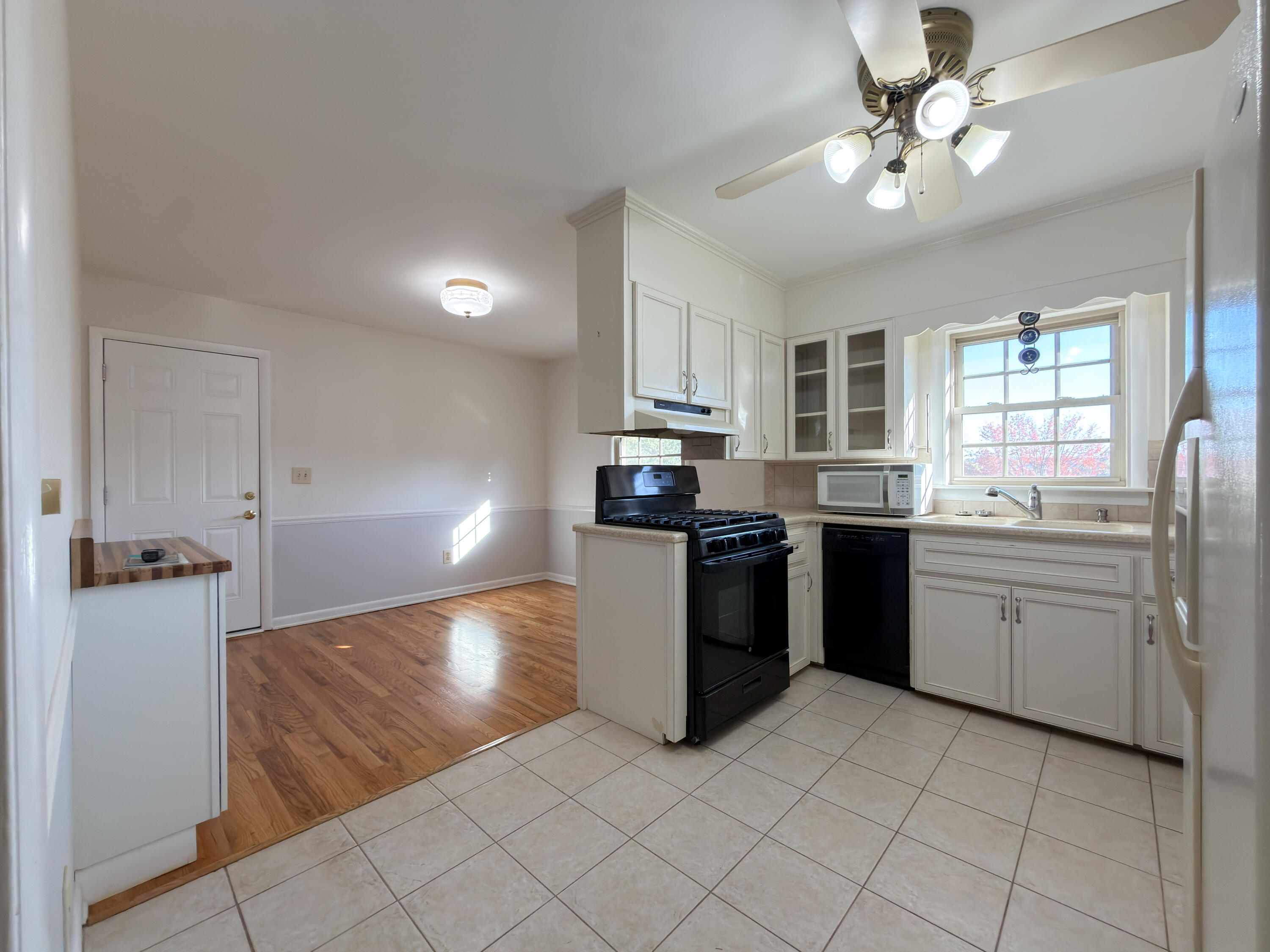 408 ENFIELD Rd