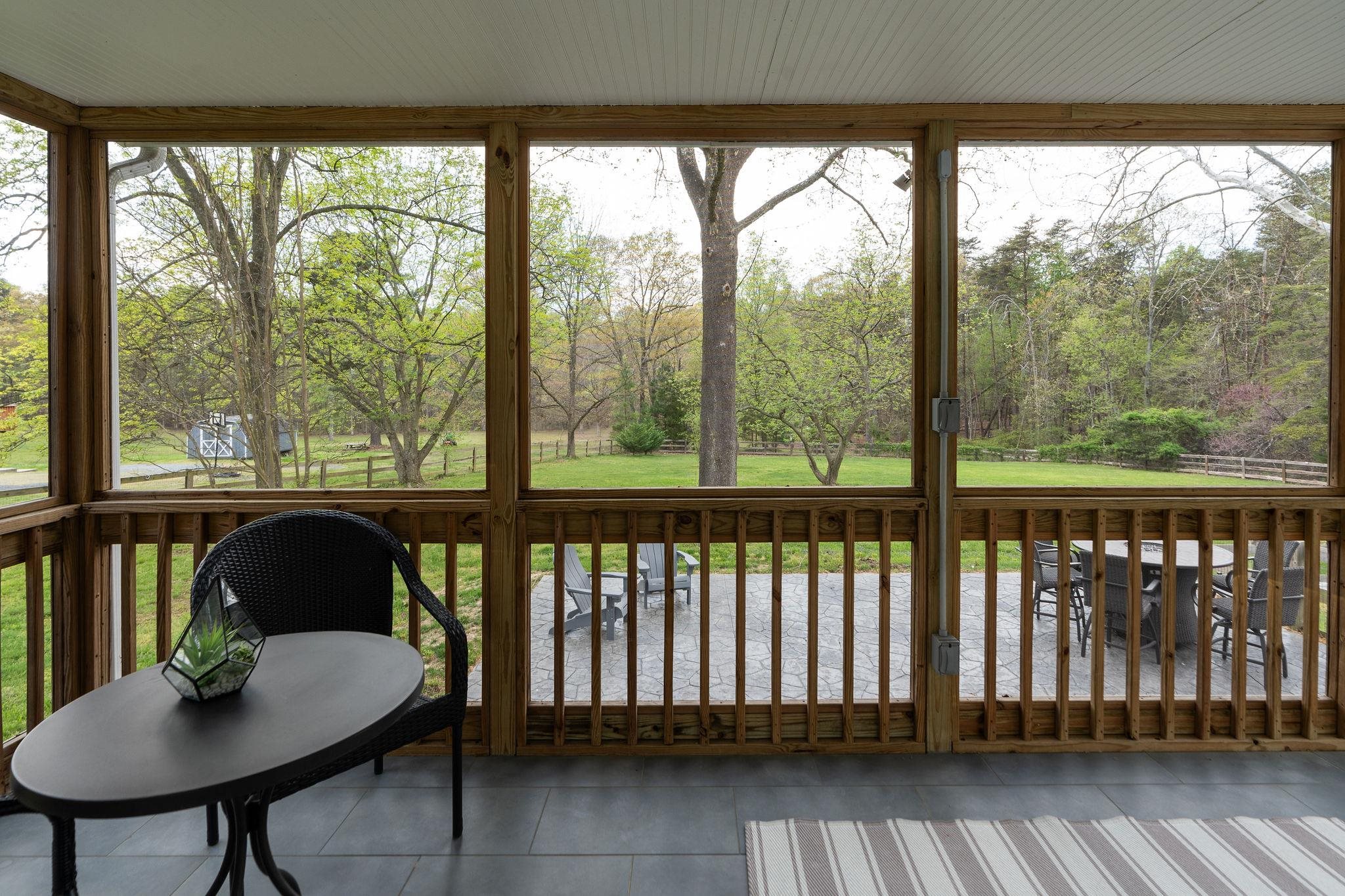 1628 BLACK CAT RD