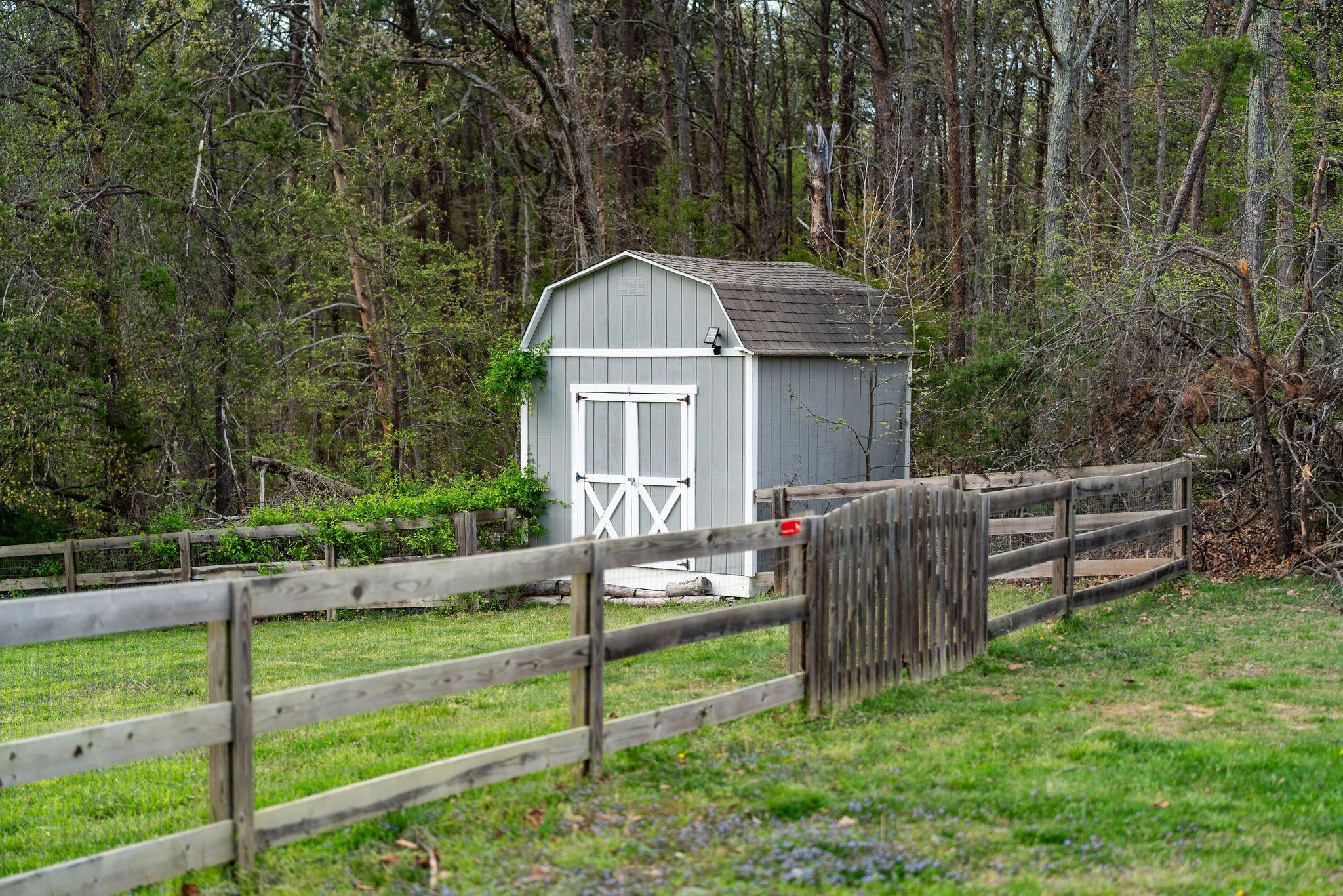 1628 BLACK CAT RD