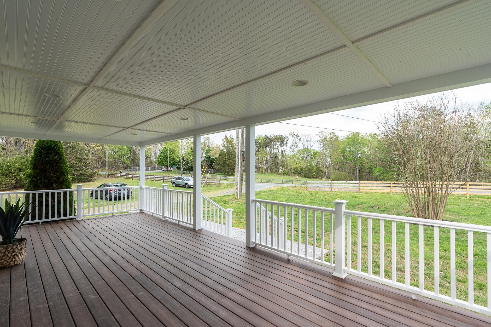 1628 BLACK CAT RD