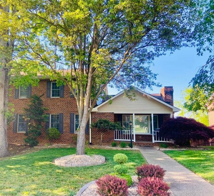 255 EMERALD DR
