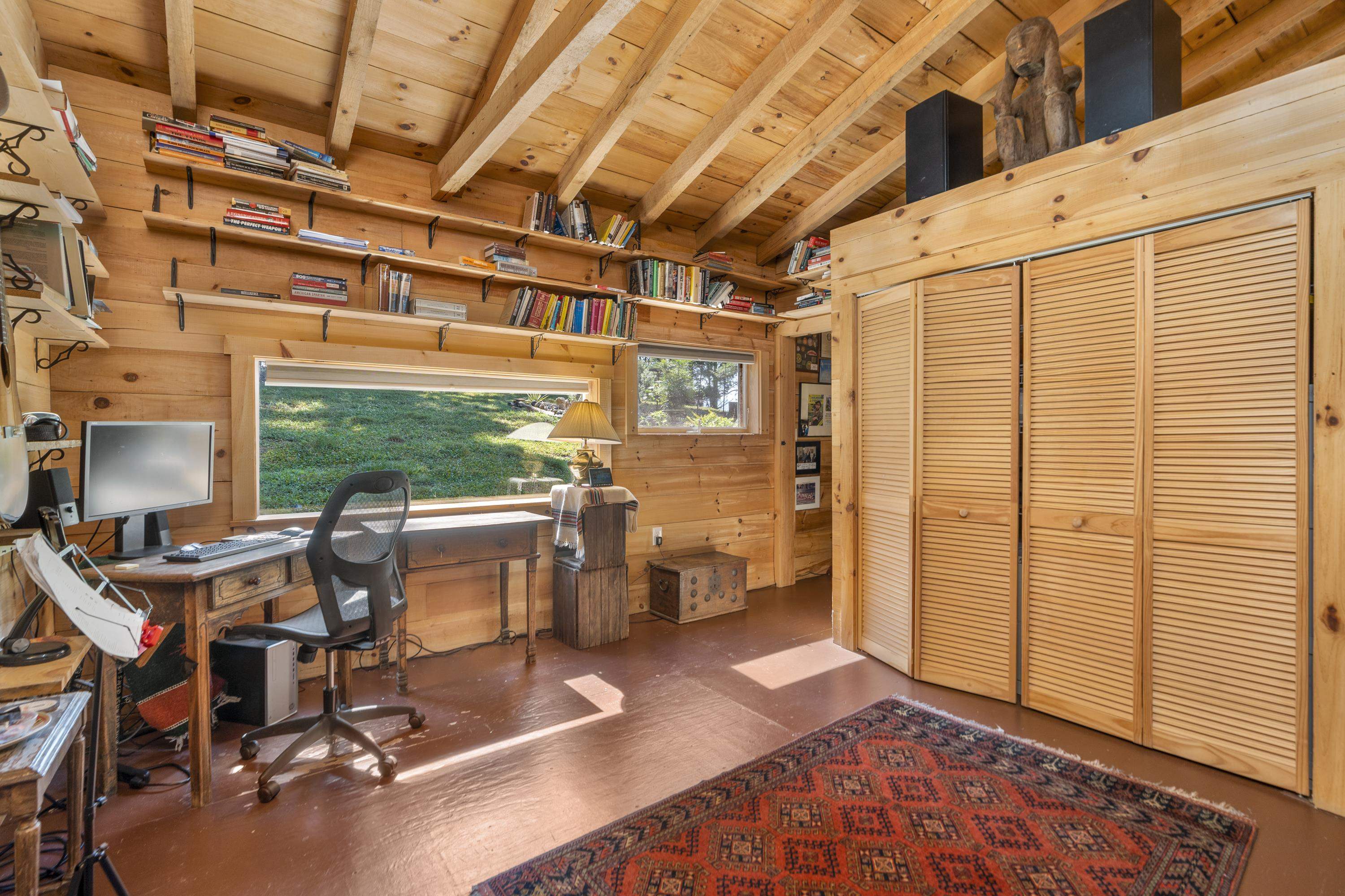 801 BROADHEAD SCHOOL RD