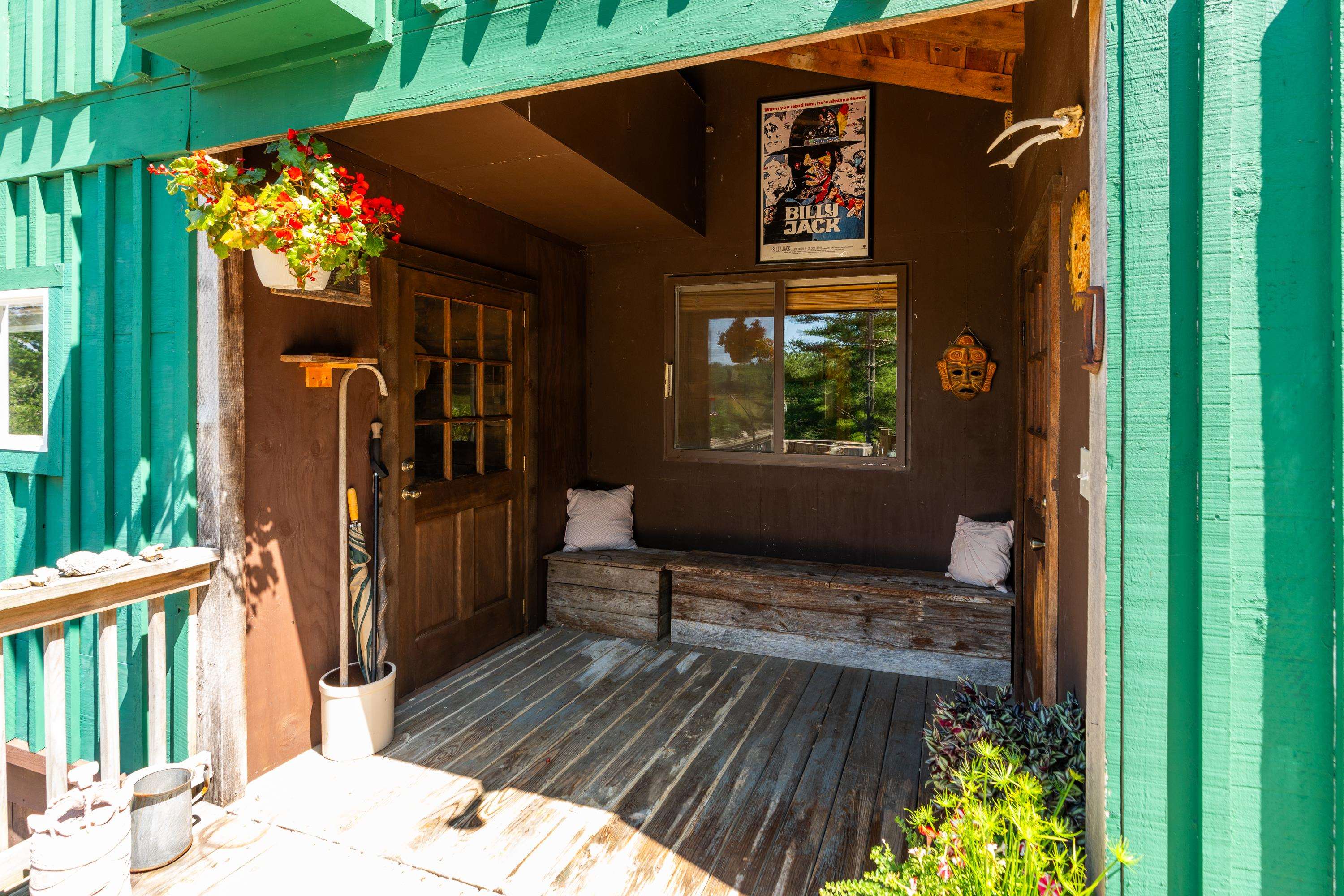 801 BROADHEAD SCHOOL RD