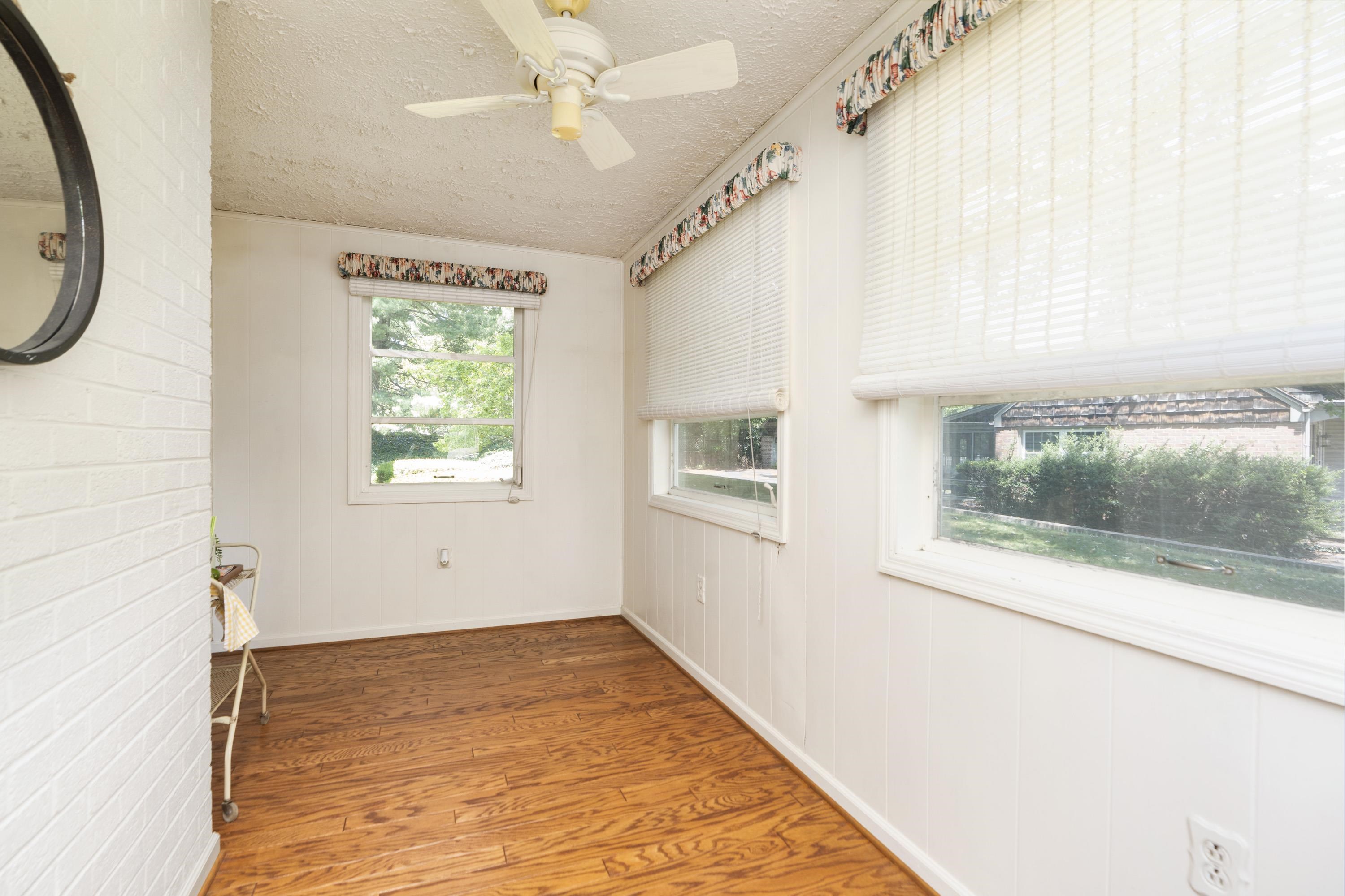 1016 WESTMORELAND DR