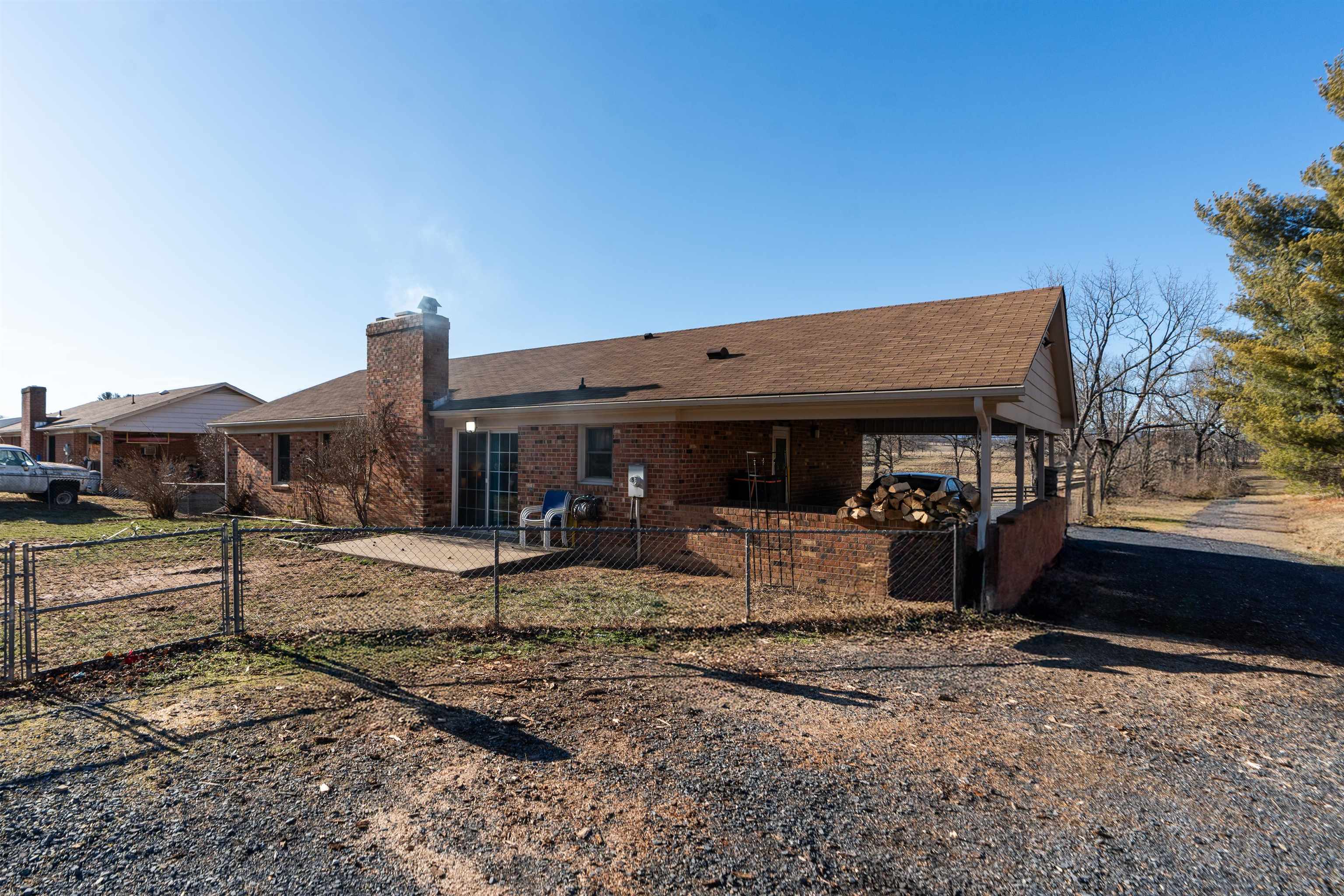 558 GALENA RD