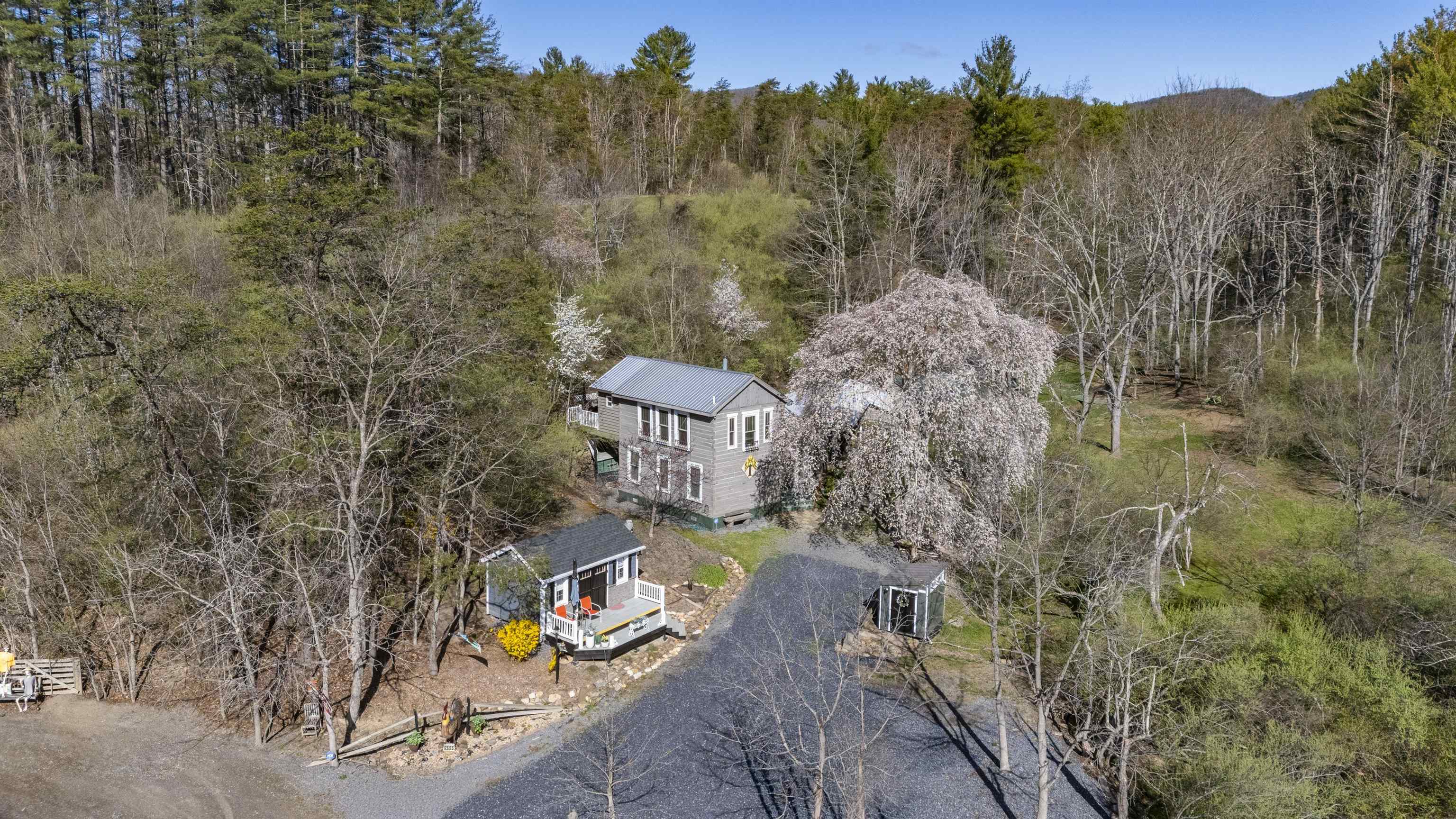 2665 DEERFIELD VALLEY RD