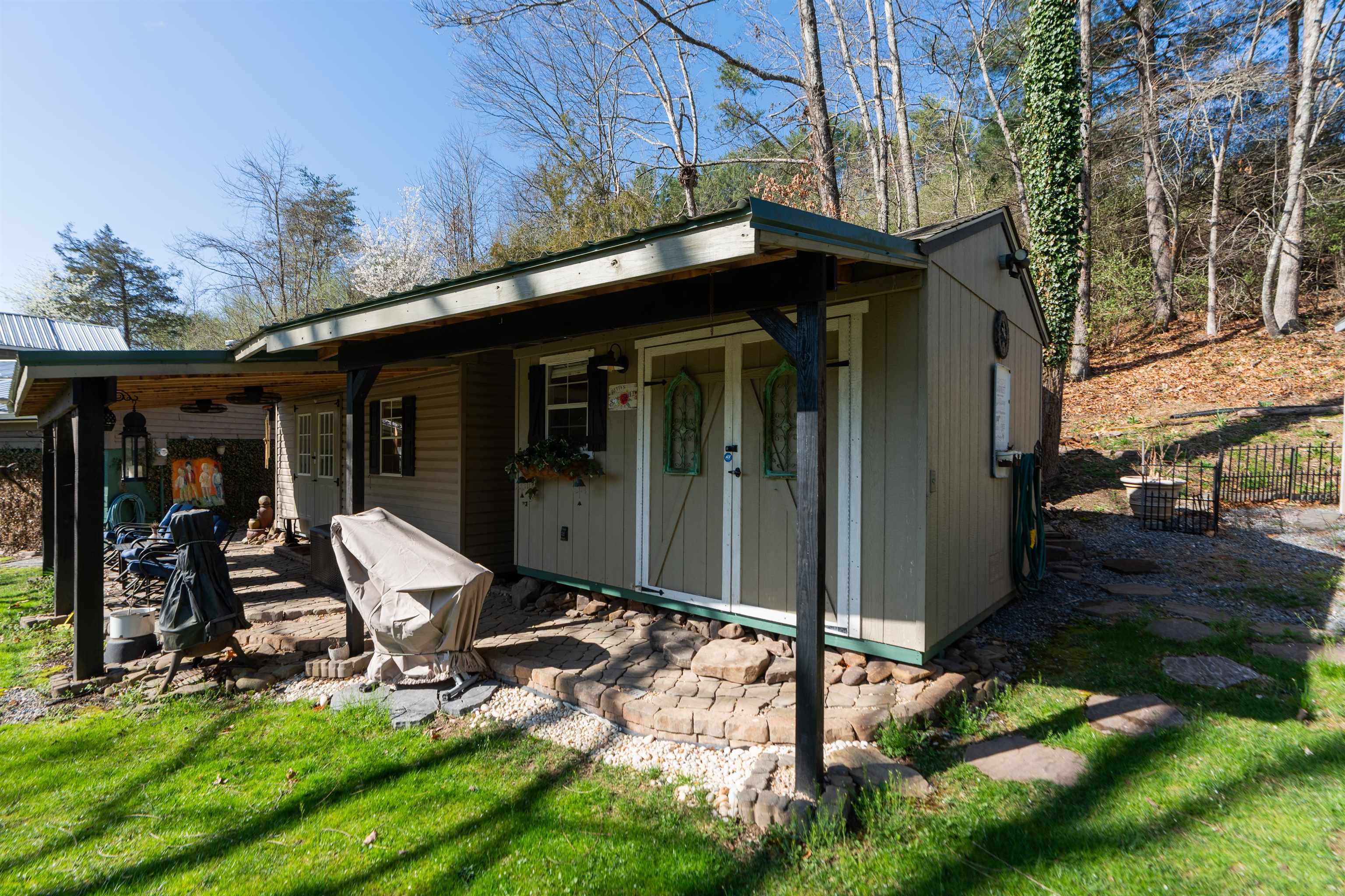 2665 DEERFIELD VALLEY RD