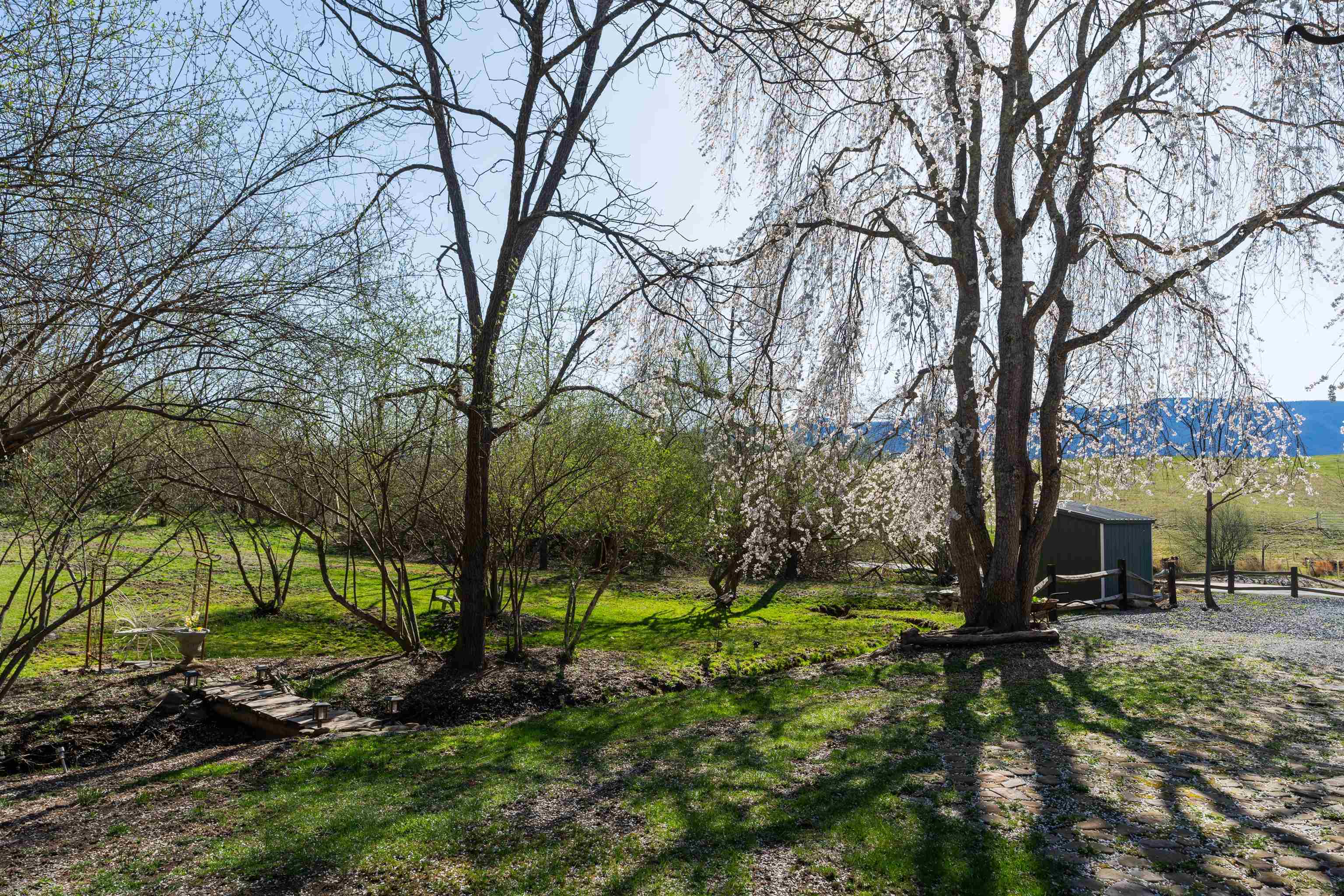 2665 DEERFIELD VALLEY RD