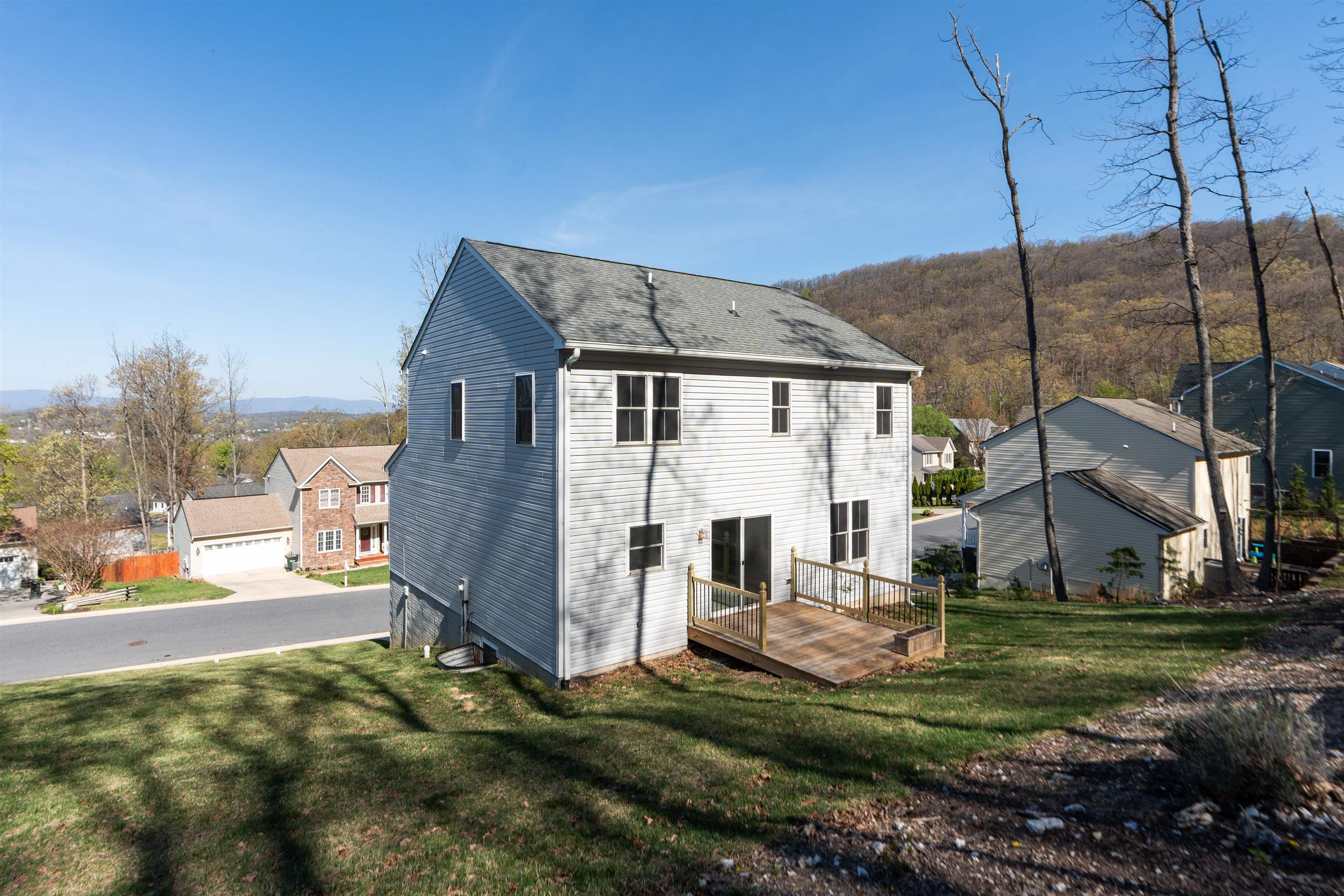 418 CAMPBELL ST