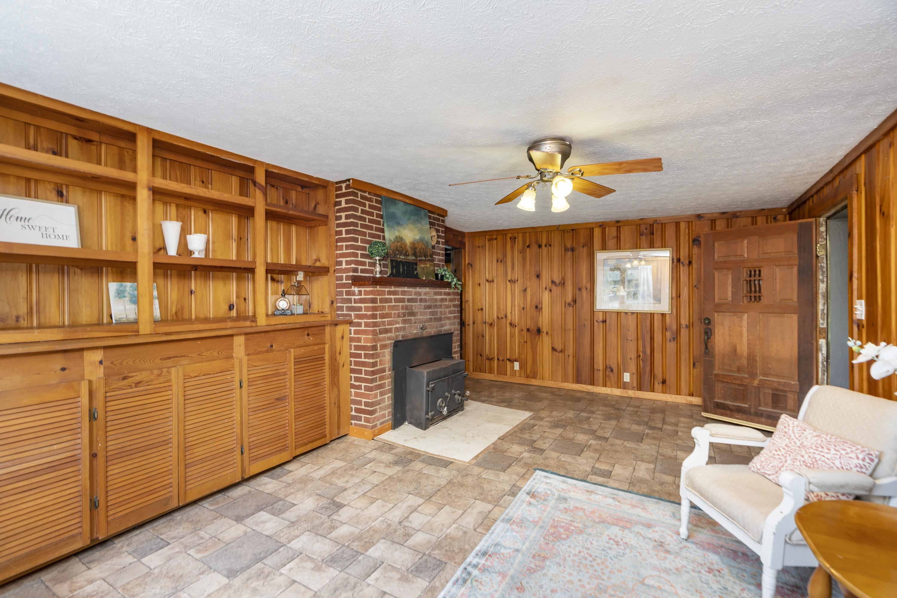 4151 SPRINGHILL RD