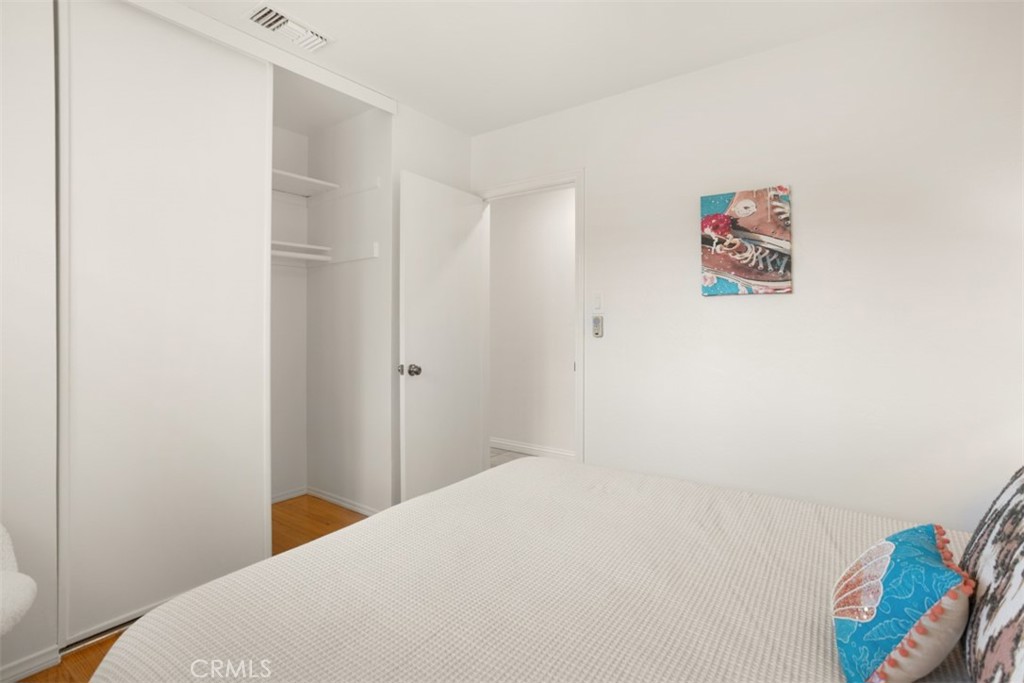 5321 E Walton Street