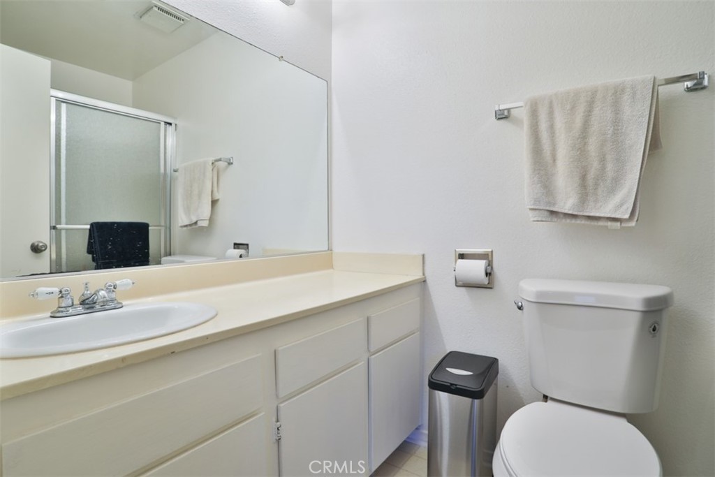 1048 Las Lomas Drive A