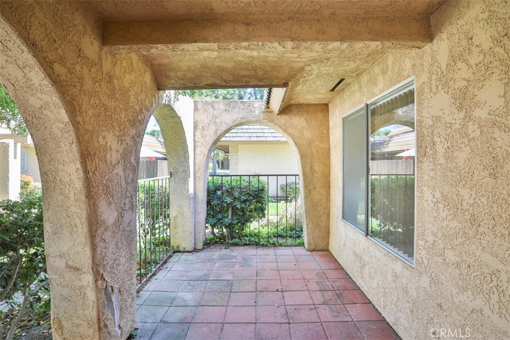 1048 Las Lomas Drive A