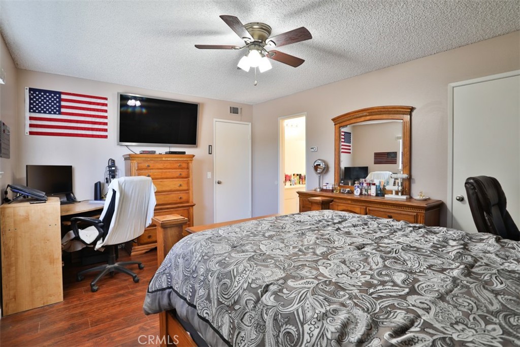 1048 Las Lomas Drive A