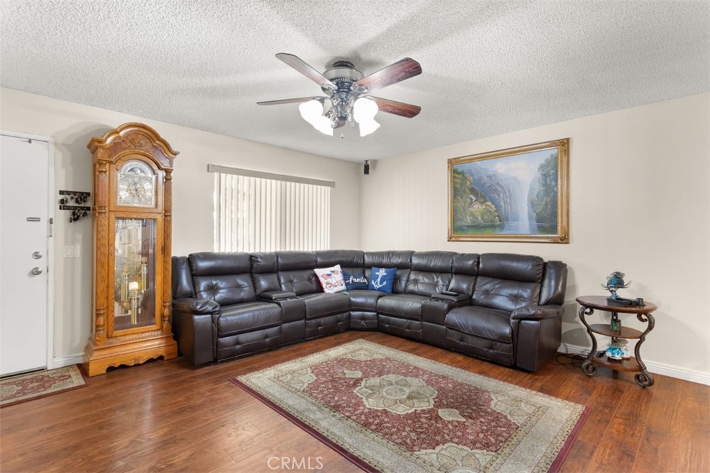 1048 Las Lomas Drive A