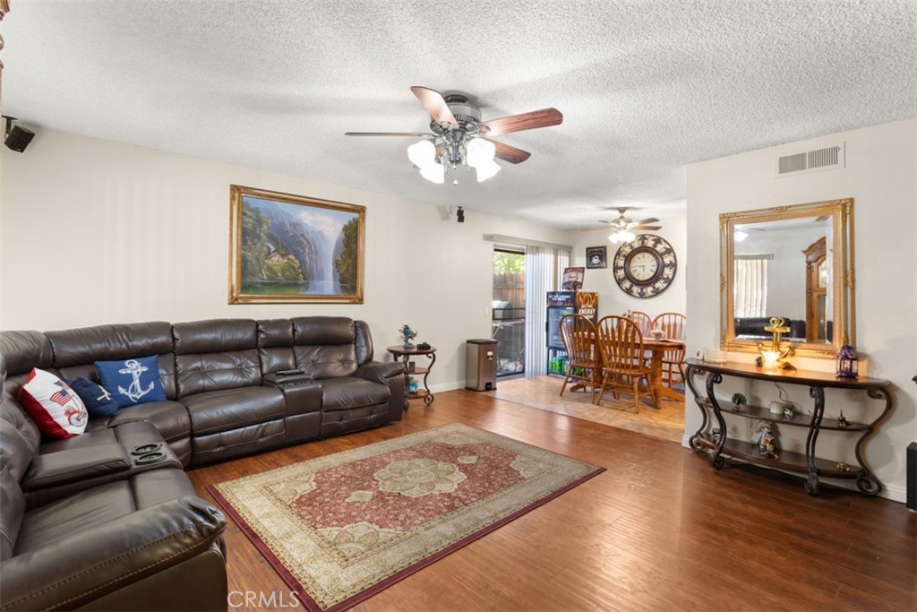 1048 Las Lomas Drive A