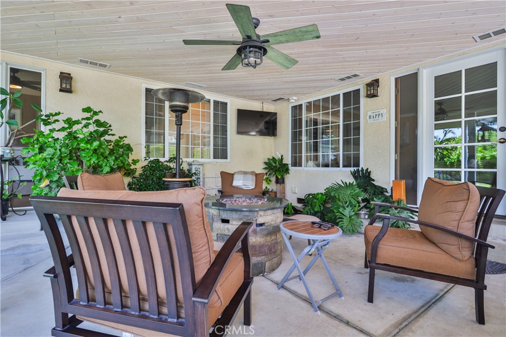 5361 E Willow Street