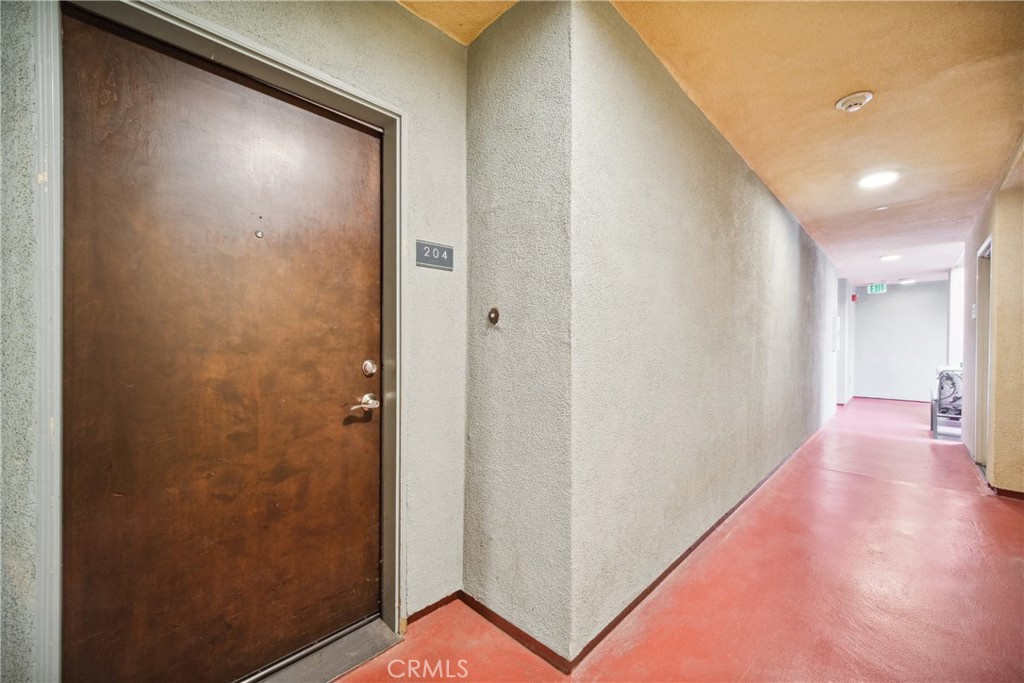 13951 Sherman Way 204