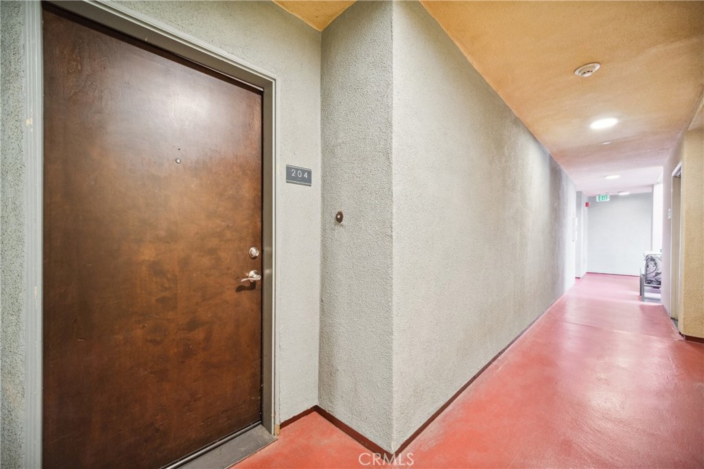 13951 Sherman Way 204