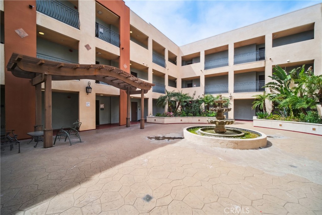 13951 Sherman Way 204