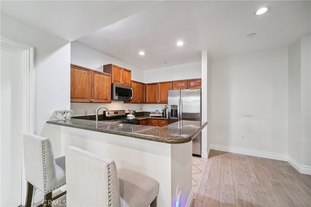 13951 Sherman Way 204