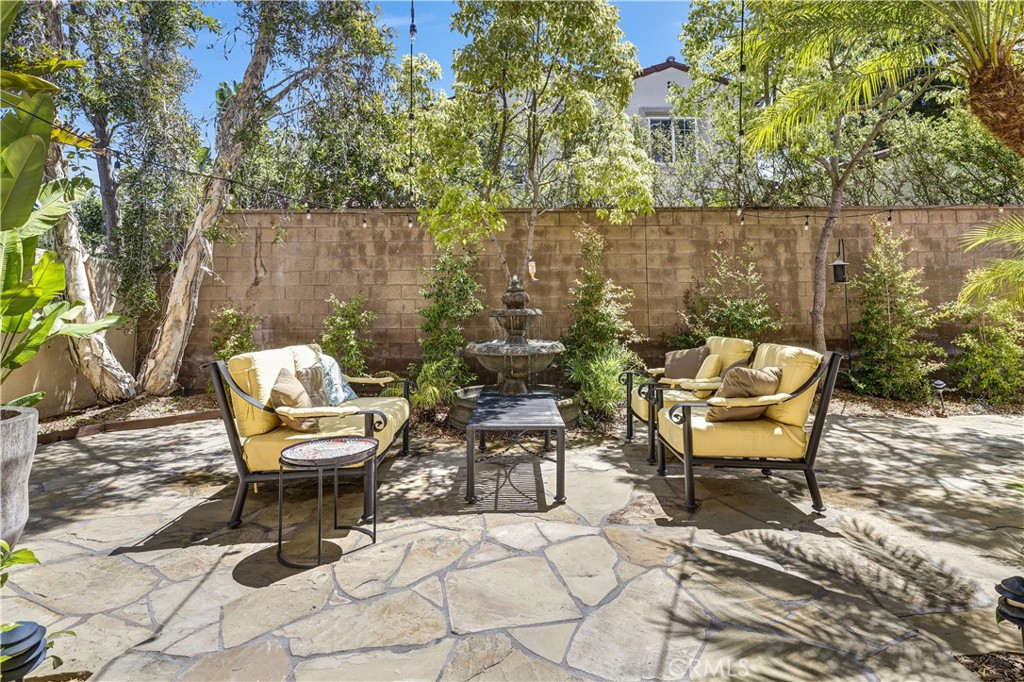 86 Canyoncrest