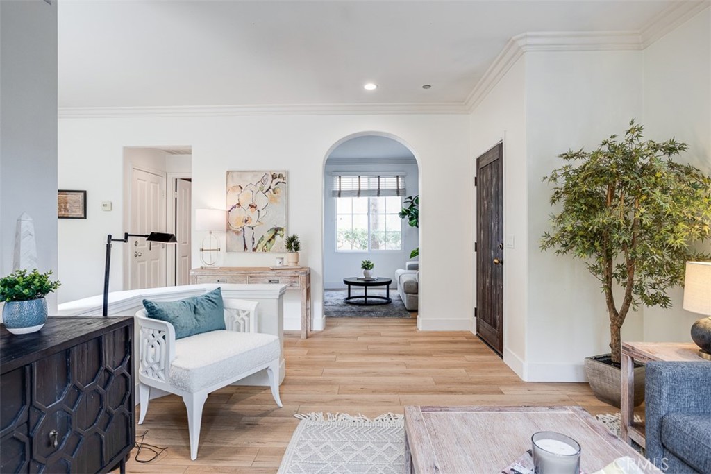 86 Canyoncrest