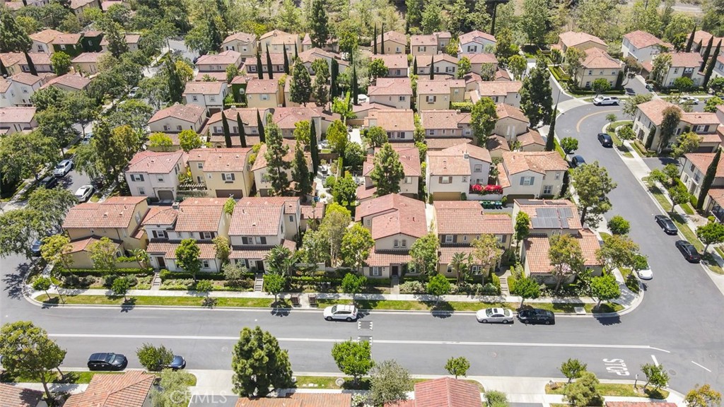 86 Canyoncrest