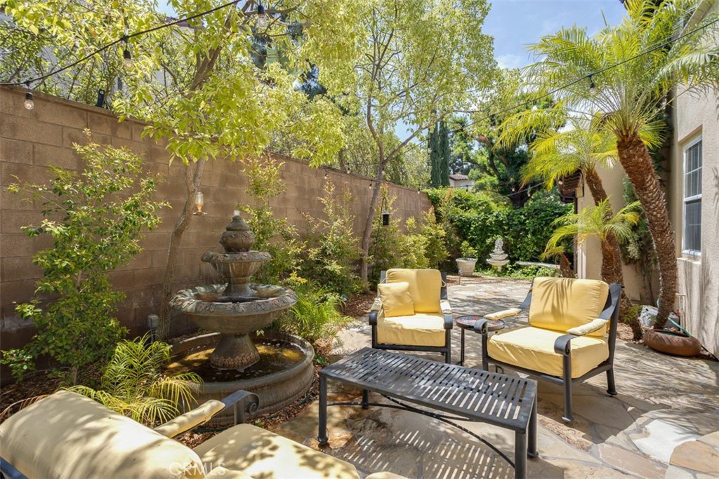 86 Canyoncrest
