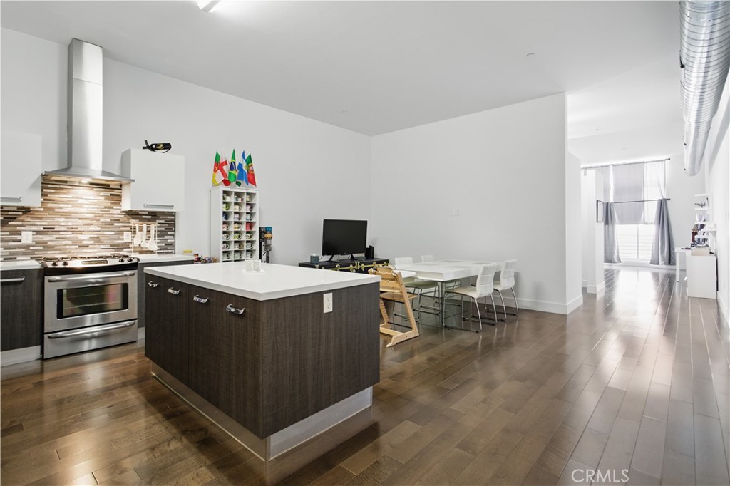 433 Pine Avenue 308