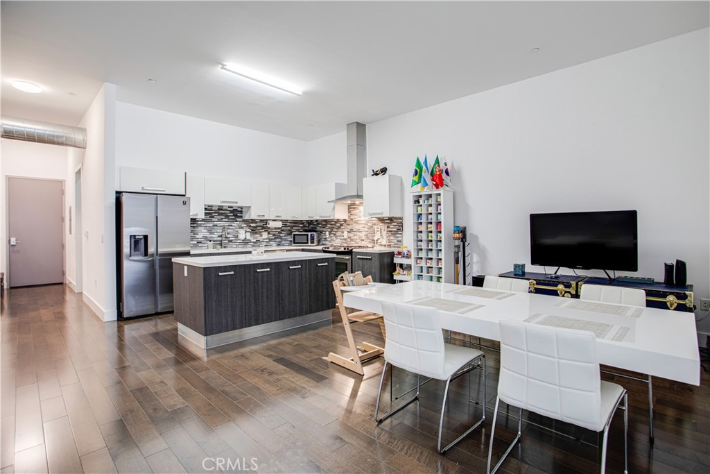 433 Pine Avenue 308