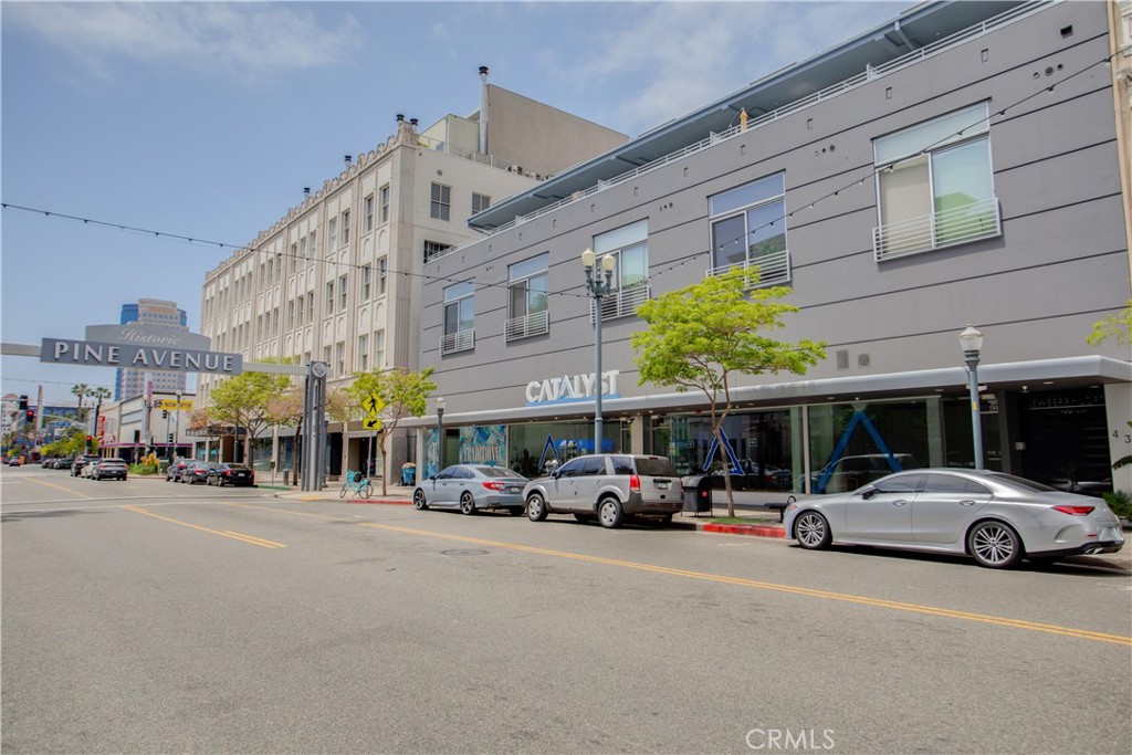 433 Pine Avenue 308