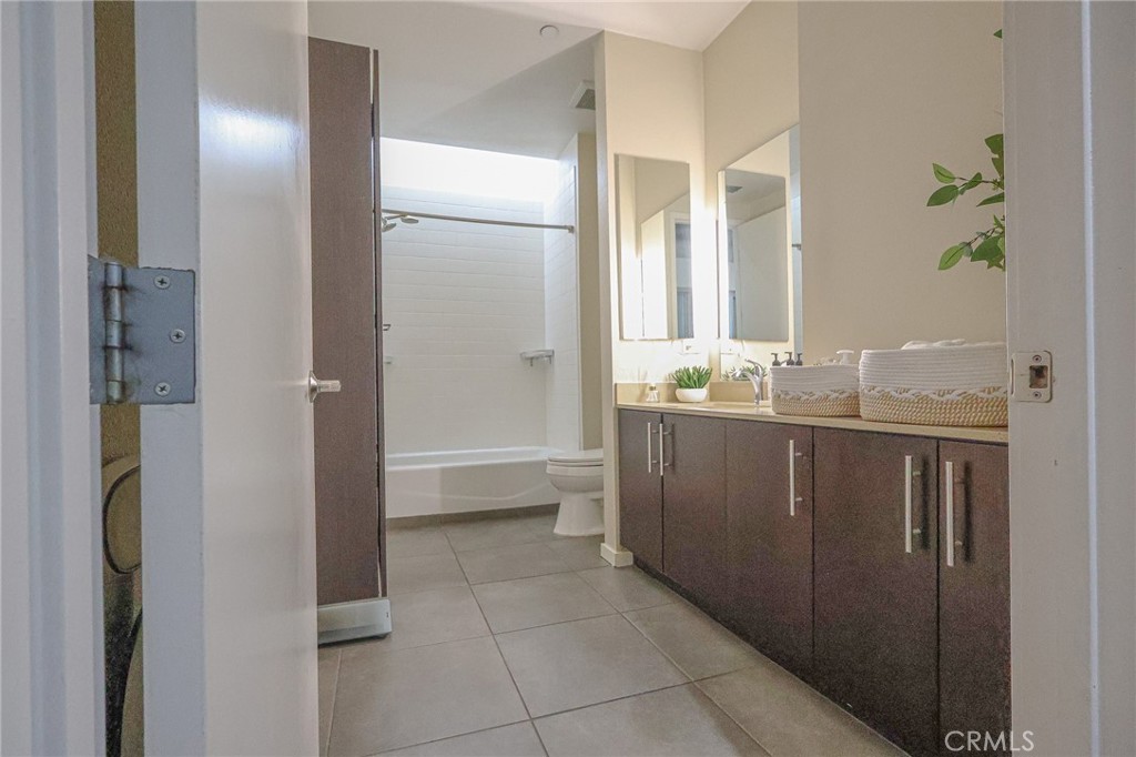 133 The Promenade N 334