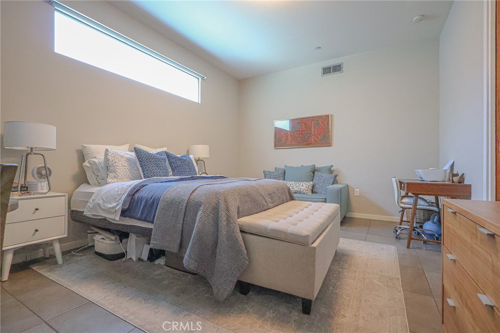 133 The Promenade N 334