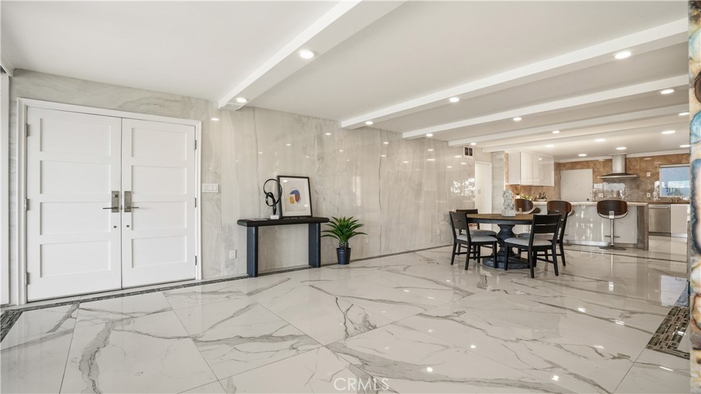 2525 Ocean Boulevard C-1