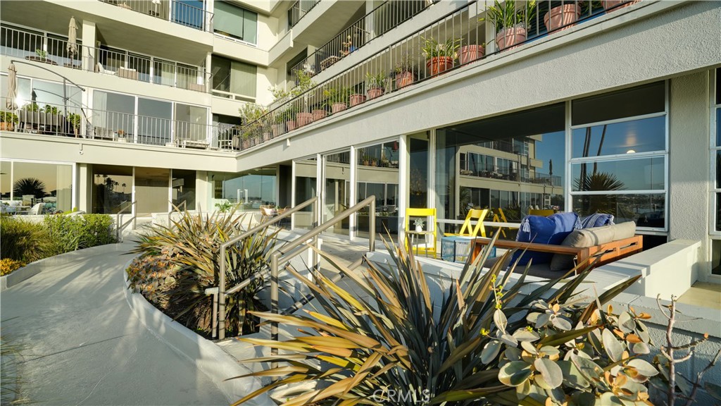 2525 Ocean Boulevard C-1