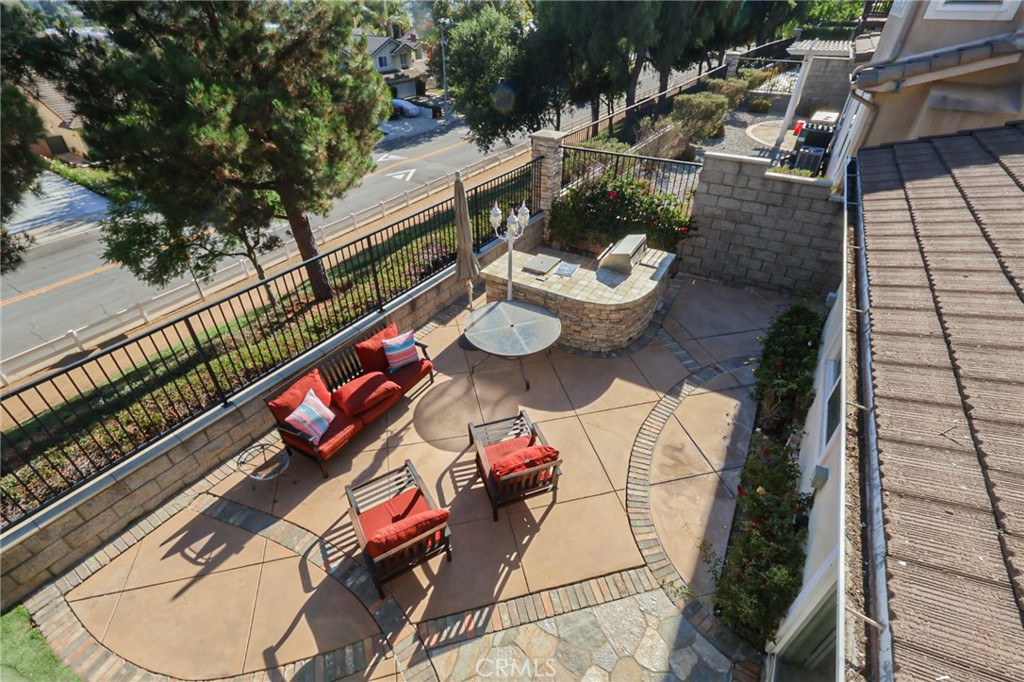 17160 Fremont Lane