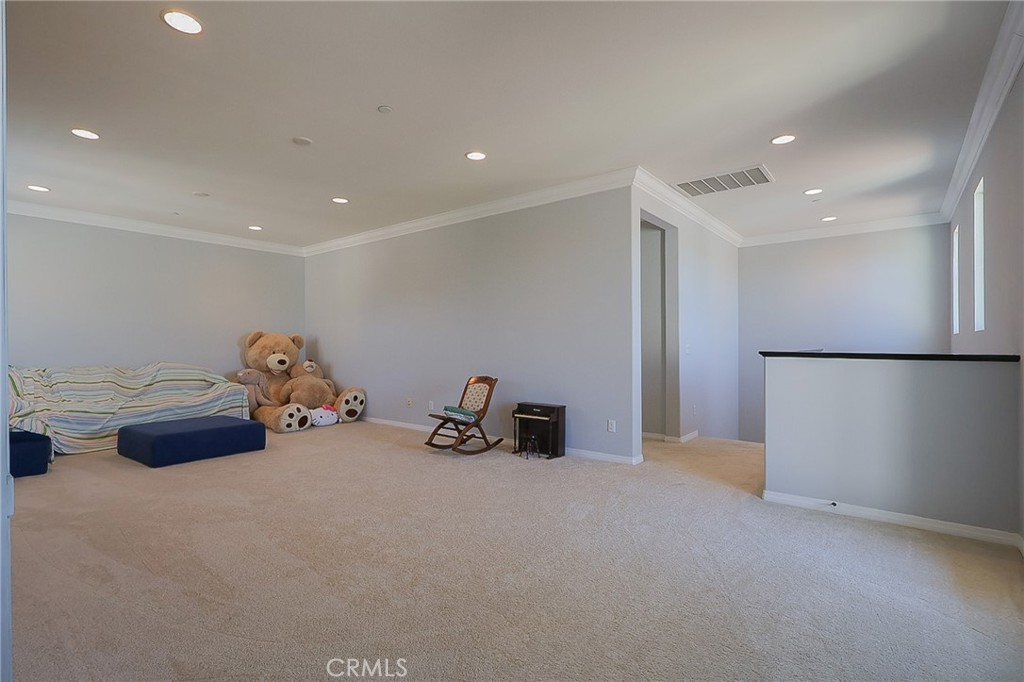 7618 Hertz Place
